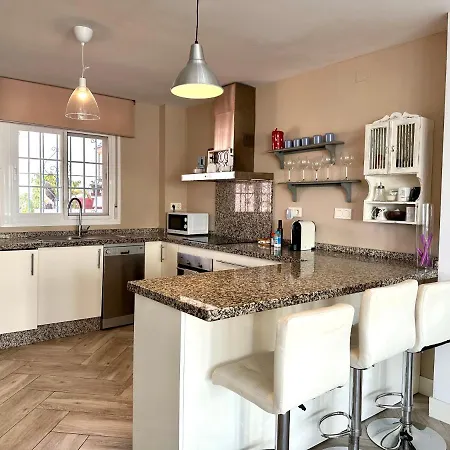 Estilo árabe En El Centro De San Pedro De Alcántara - Toledo 1b Apartamento *